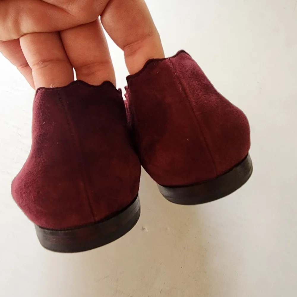 Chloe | Lauren Suede Scalloped Burgundy‎ Suede Flats 7.5